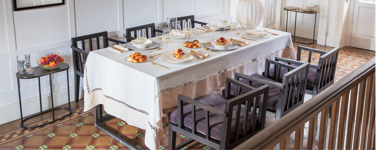Table and Kitchen
